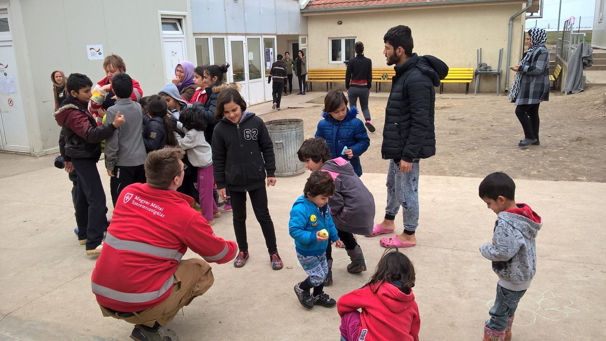 Menekülteket és migránsokat segítő szolgálat
