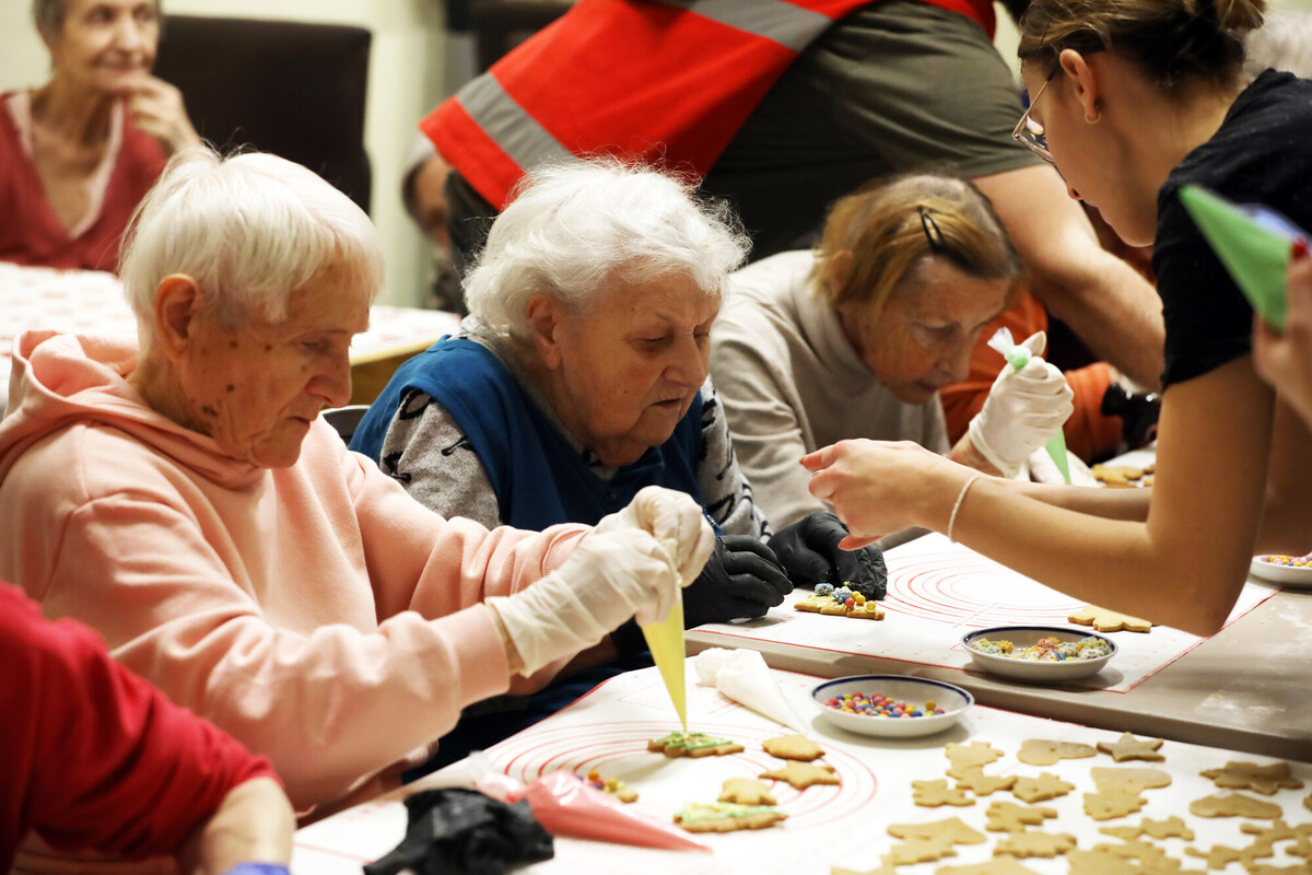 Rövid összefoglaló a Fő utcai Gondviselés Háza Idősek Otthona Budavári Önkormányzat által támogatott programjairól