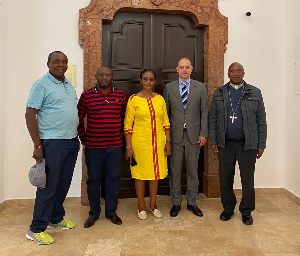 Kenyai küldöttség a Magyar Máltai Szeretetszolgálatnál