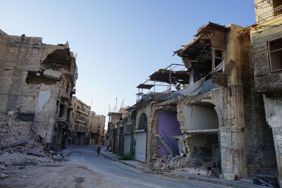 2011 óta háború szaggatja szét nemcsak a házakat, de a családokat, közösségeket is