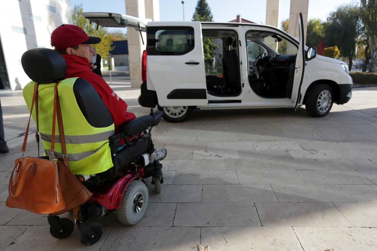 Kovács Bence | Az új autó csomagtartójába akár egy moped is beférhet, vagy 3 összecsukott kerekesszék 