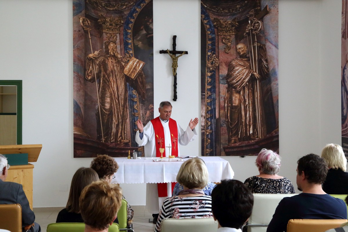 Jenei Gábor atya régióvezető mutatott be szentmisét